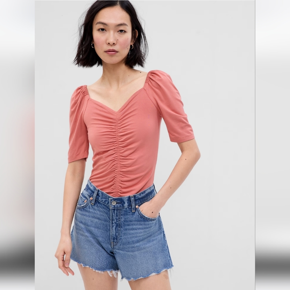 NWT GAP Puffed Sleeve Ruched Shirt